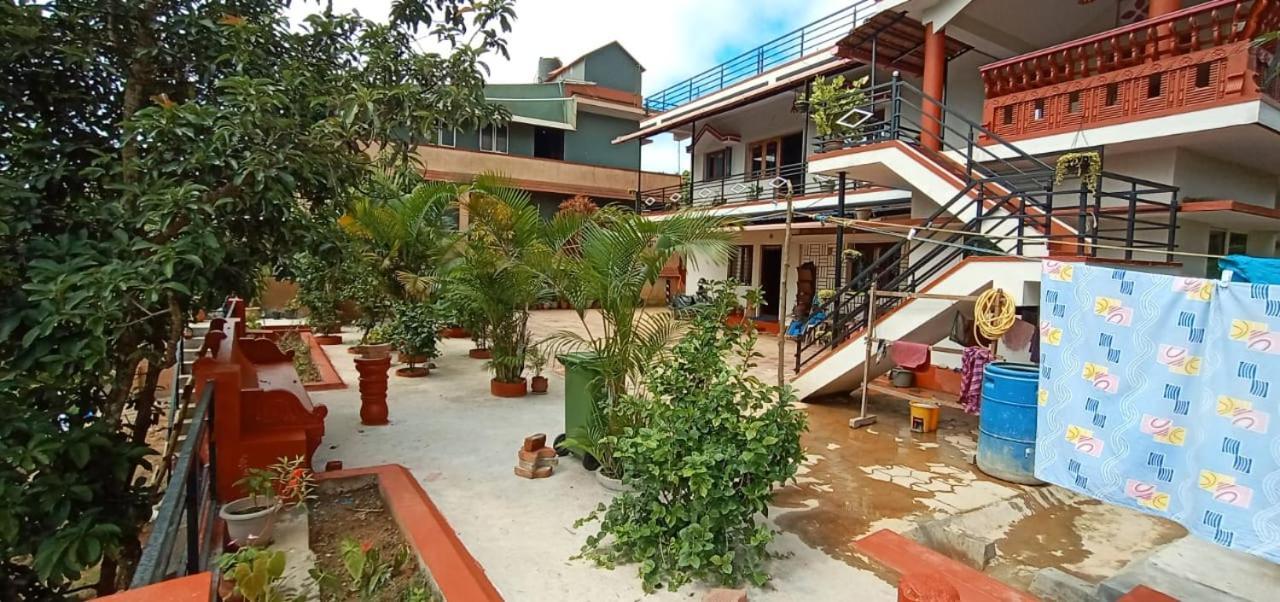 Coorg Girinivas Homestay 102 Мадікері Екстер'єр фото