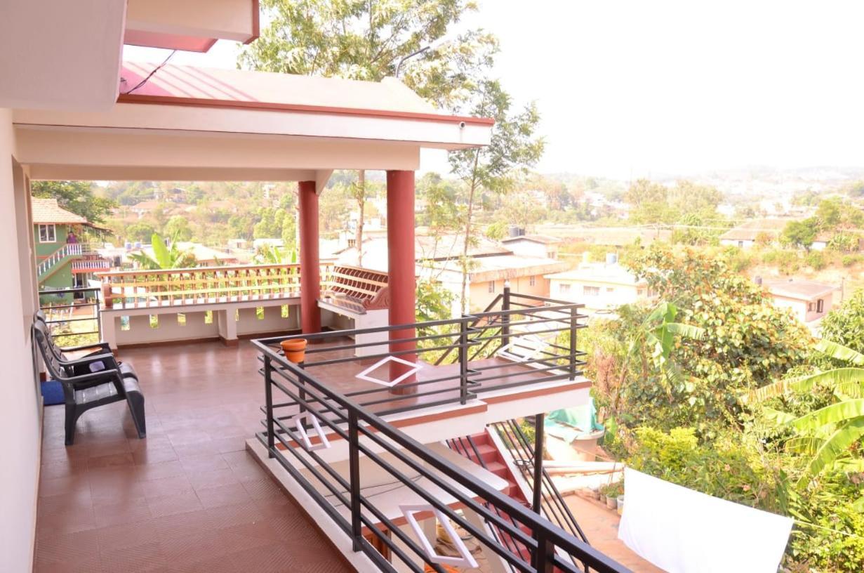 Coorg Girinivas Homestay 102 Мадікері Екстер'єр фото