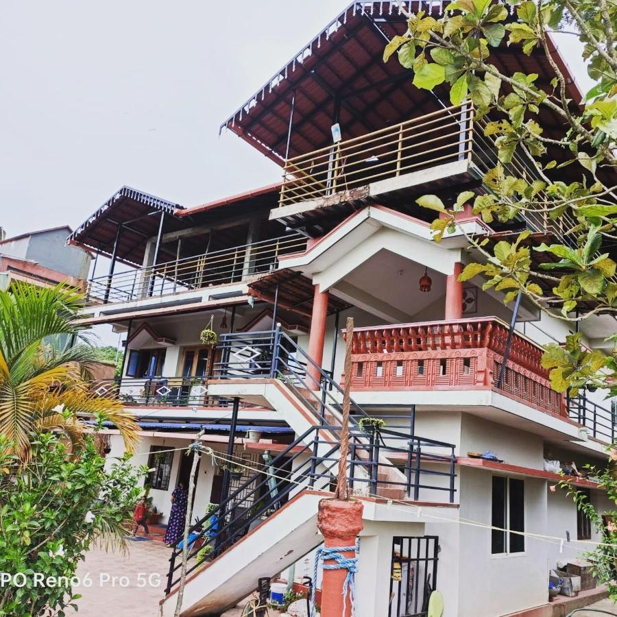 Coorg Girinivas Homestay 102 Мадікері Екстер'єр фото